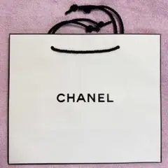 2026年最新】CHANEL白ショッパーの人気アイテム - メルカリ