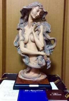 ジュゼッペ・アルマーニ「イヴのバスト」