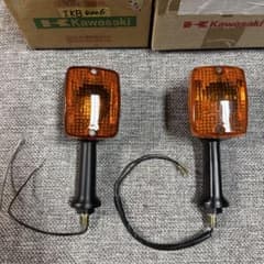 廃盤部品カワサキZX-10(ZX00B)フロントウインカーセット！