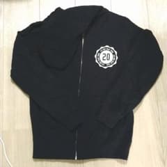 家入レオ20ツアージップパーカーLサイズ新品未使用