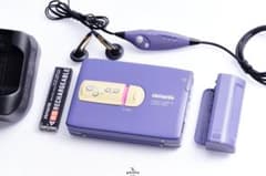 aiwa 薄型高音質 カセットプレーヤー HS-PX720 希少色