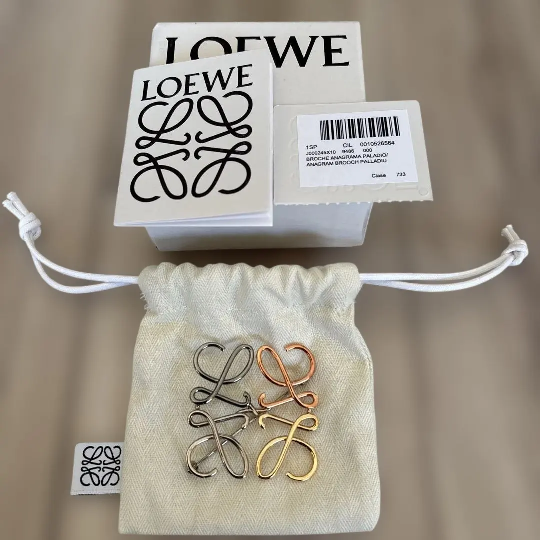 2026年最新】ロエベ ブローチ ピンクゴールドの人気アイテム - メルカリ