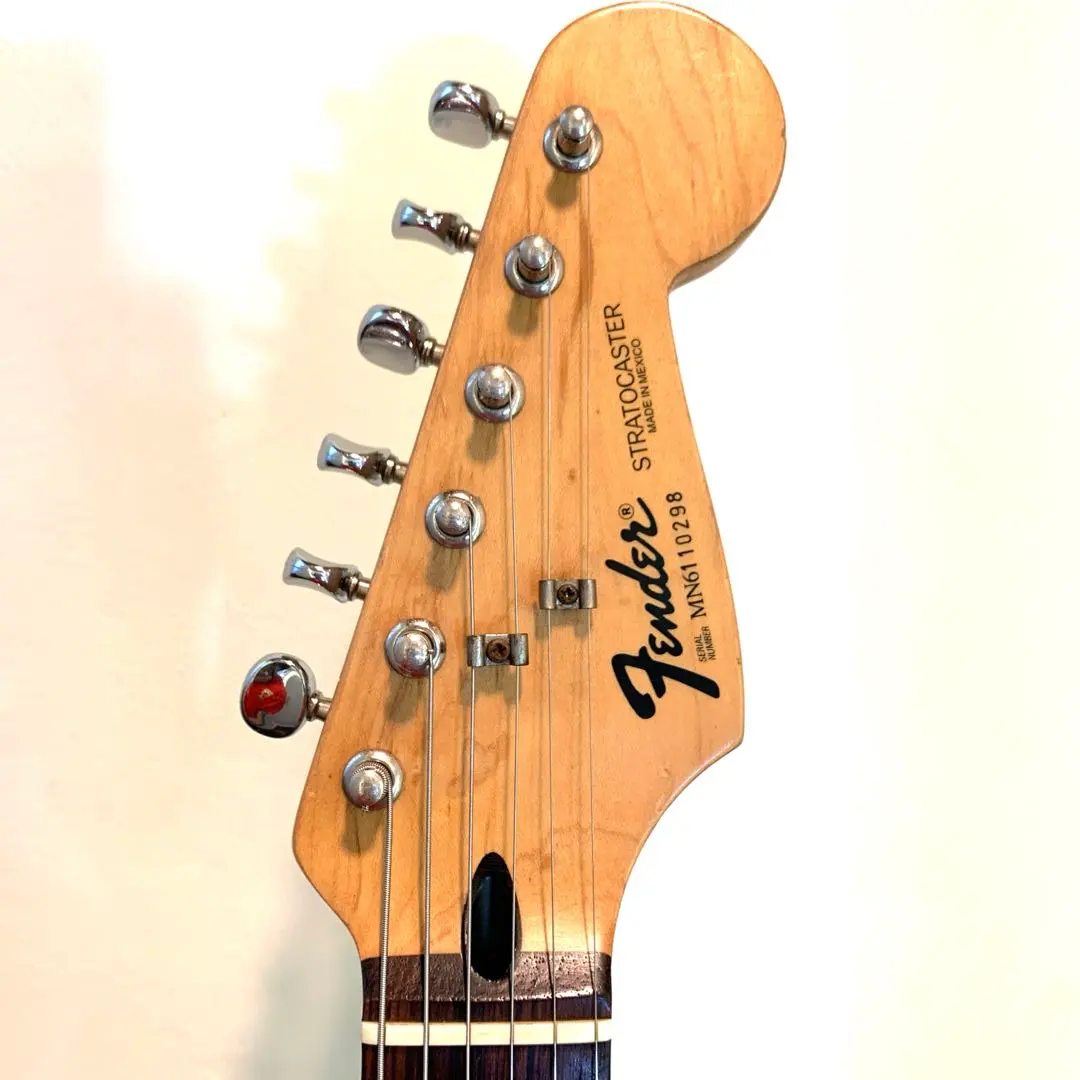 訳あり Fender Mexico squier Series ストラトキャスタ - メルカリ 訳