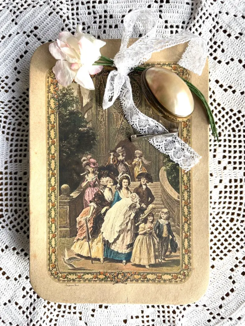 2025年最新】BeBeブローチの人気アイテム - メルカリ ♡2点