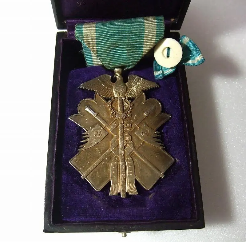 2026年最新】功六級金鵄勲章の人気アイテム - メルカリ