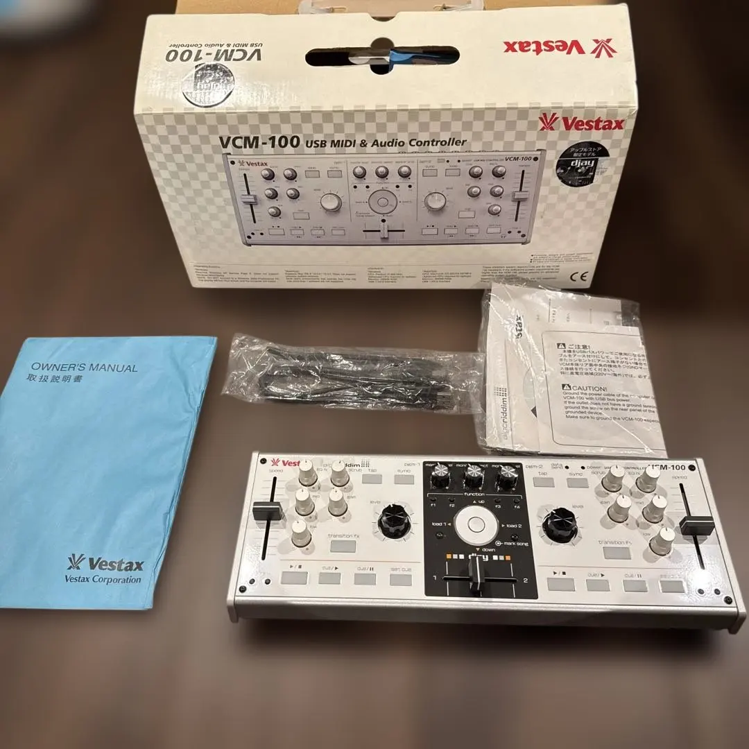 VESTAX VCM-100 蘋果商店限定版客製化‐ Mercari 日本最大二手網購平台