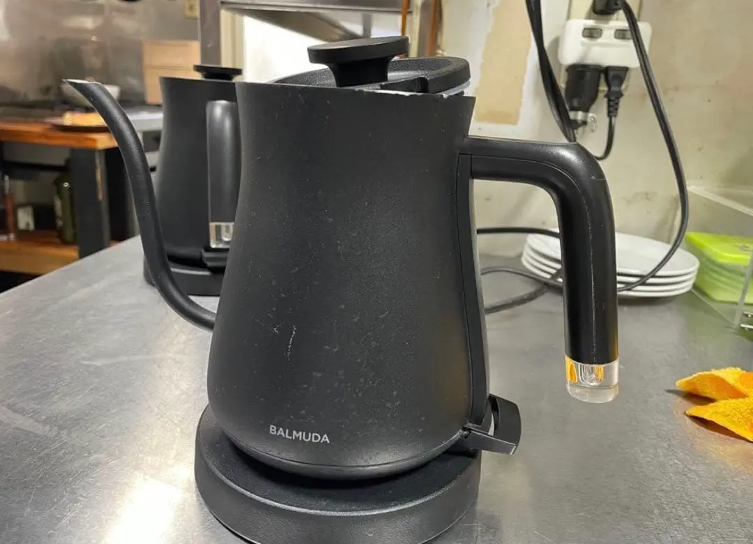 2026年最新】バルミューダ ケトル クロームの人気アイテム - メルカリ
