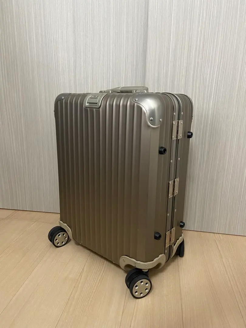 2026年最新】リモワ トパーズ チタニウムの人気アイテム - メルカリ