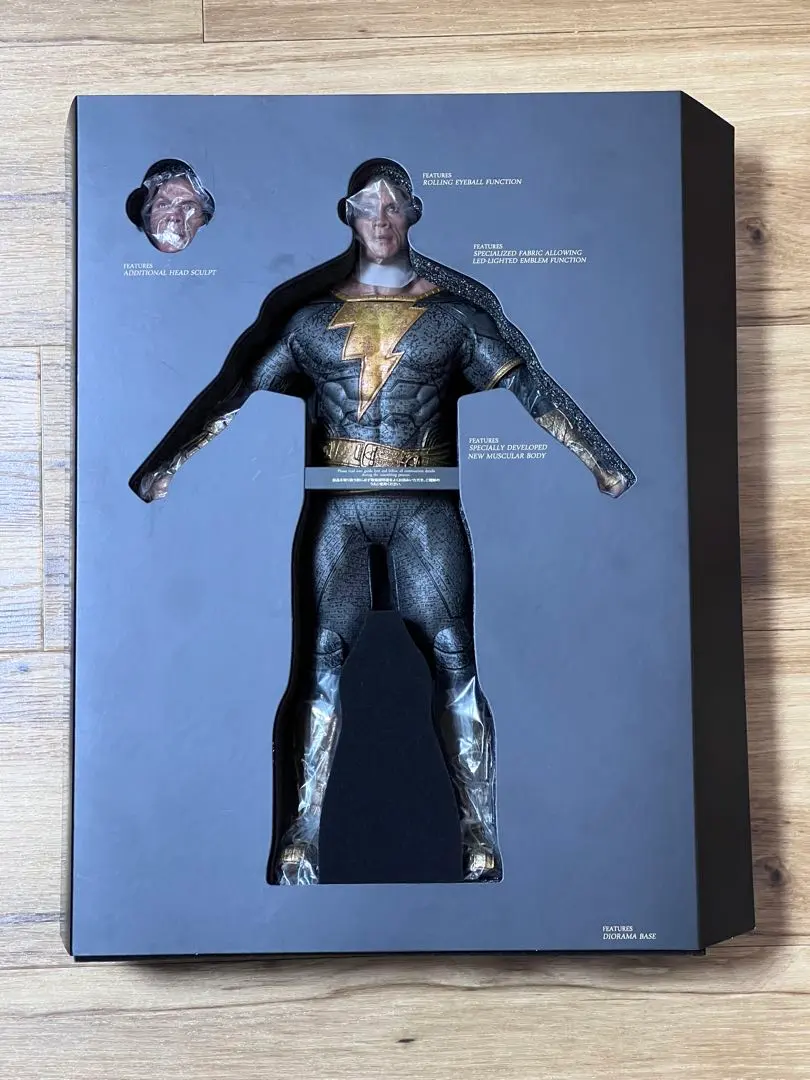 土日限定値引】ホットトイズブラックアダムゴールデンアーマー箱無し