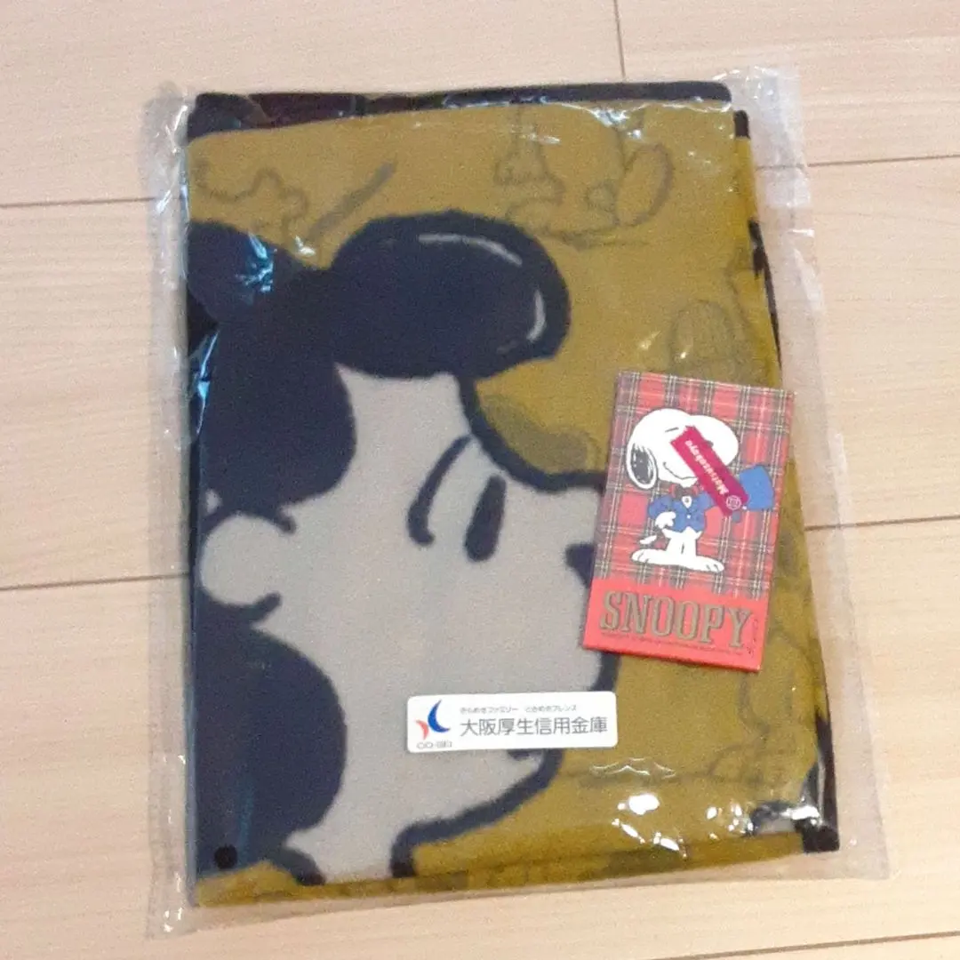 SNOOPYの手提げ金庫。CASH BOX。【予備鍵付き新品未使用品】。