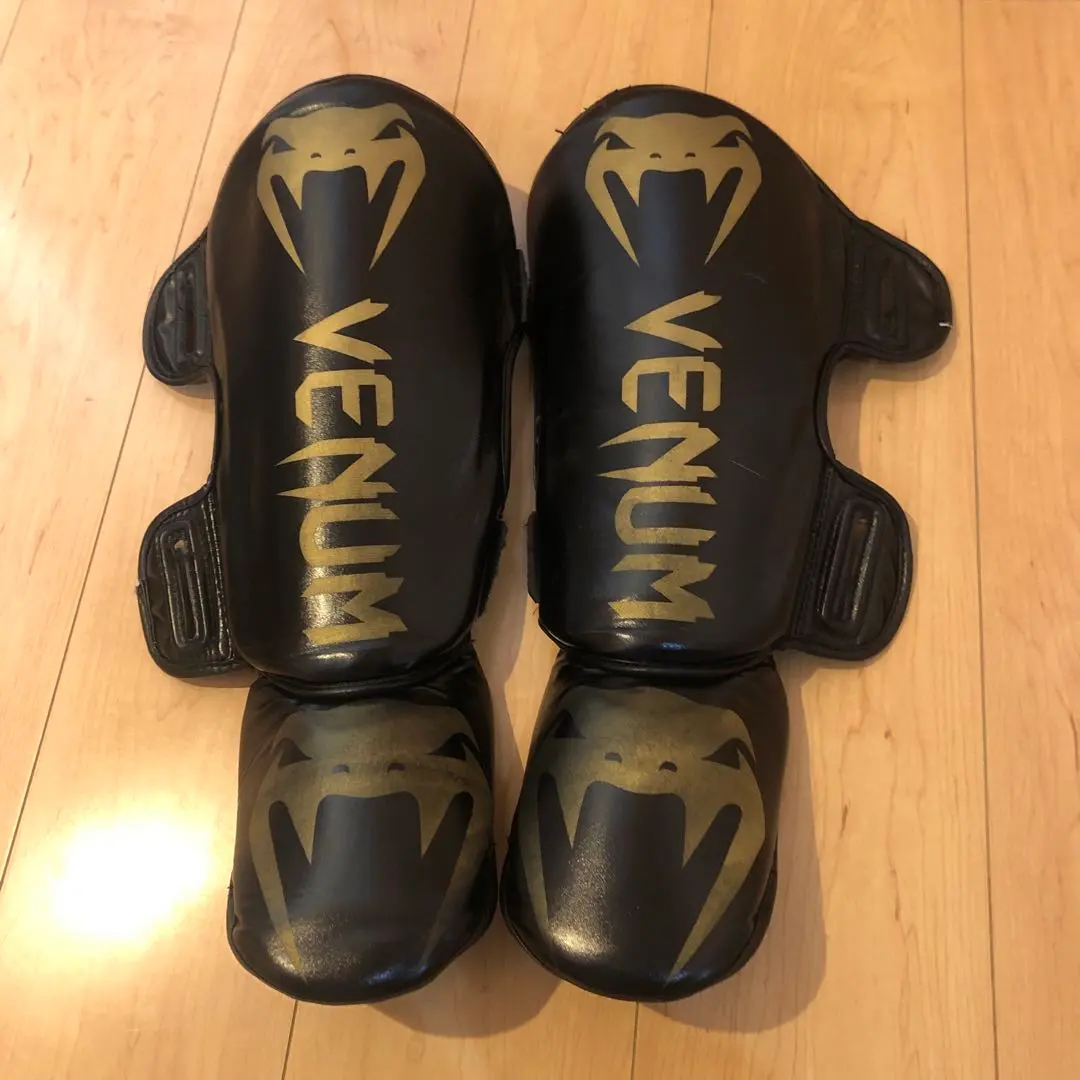 2026年最新】キックボクシング レガース venumの人気アイテム - メルカリ