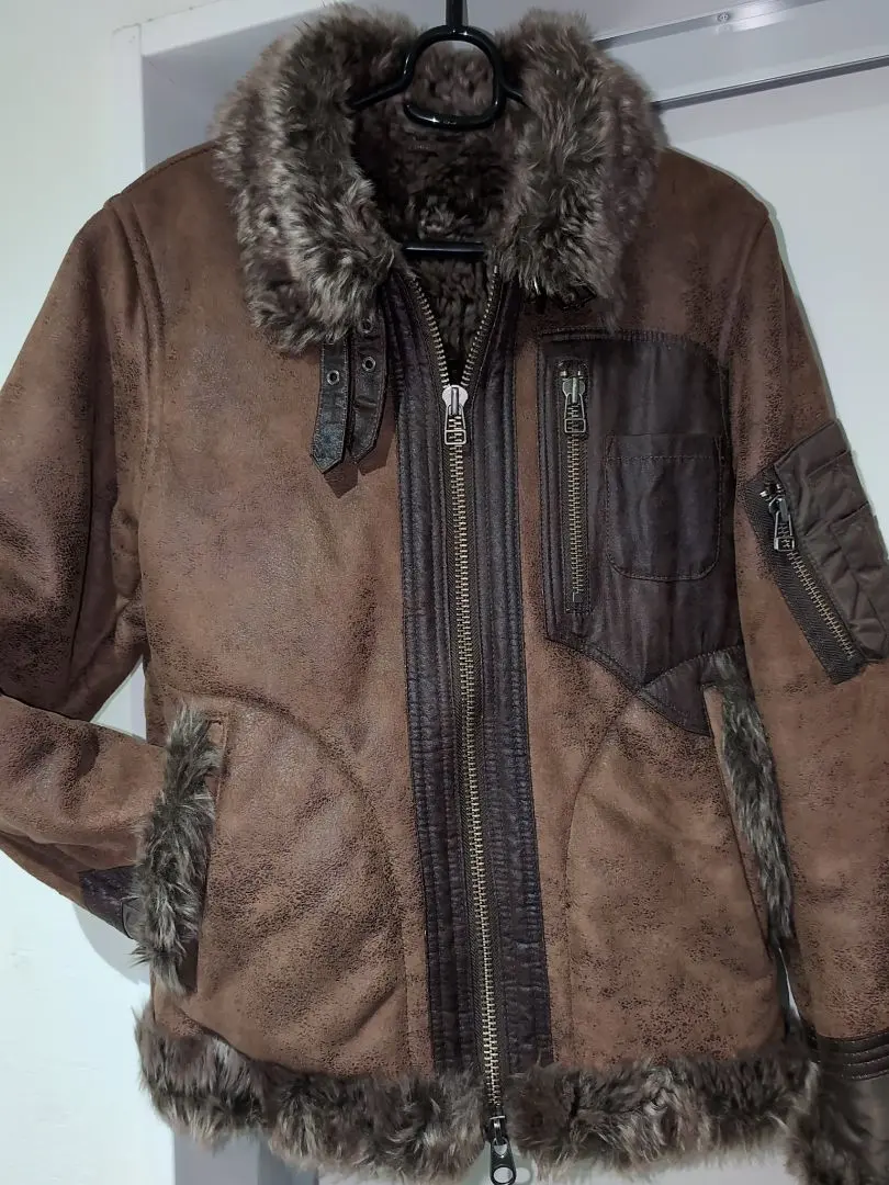 2026年最新】chevignon フライトジャケットの人気アイテム - メルカリ