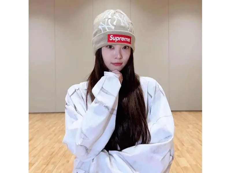 2026年最新】lE sserafim ニューエラの人気アイテム - メルカリ