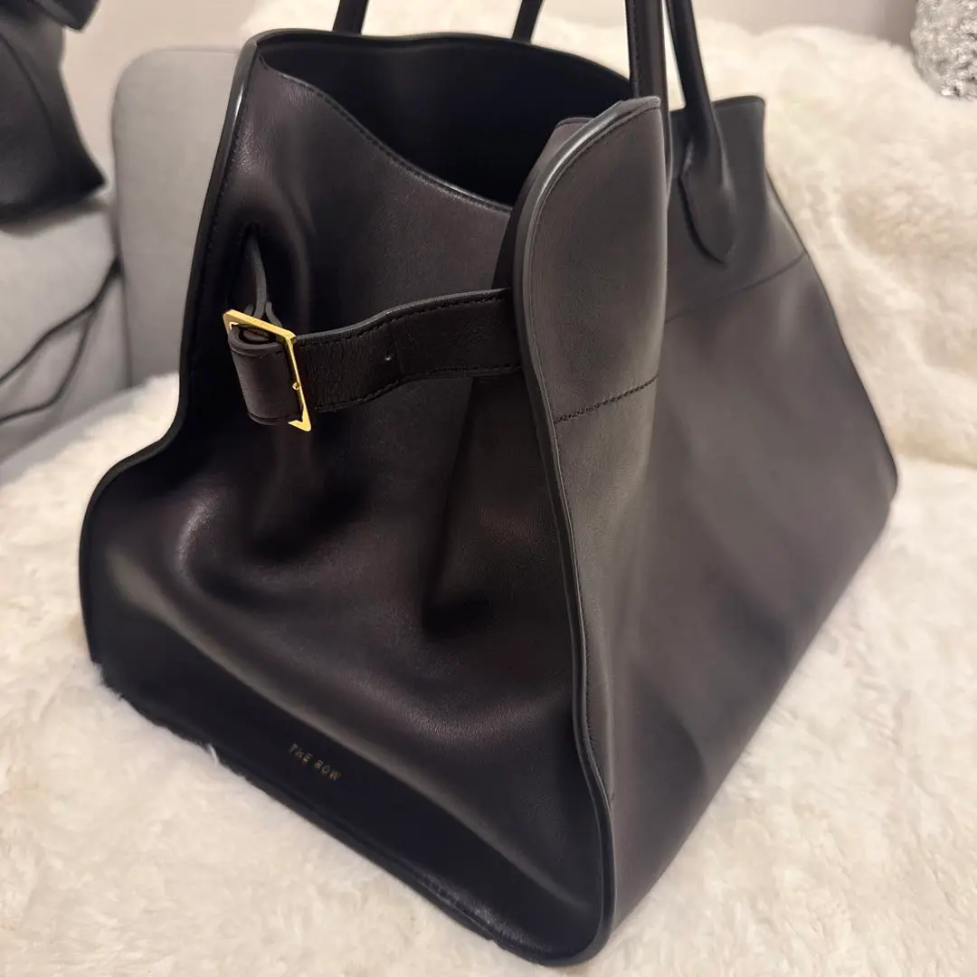 2026年最新】THE ROW バッグ マルゴー15の人気アイテム - メルカリ