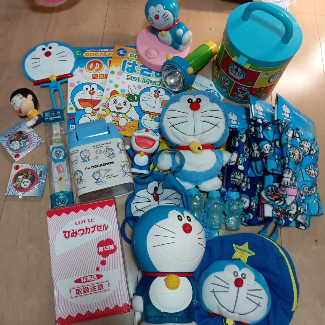 2026年最新】ドラえもんゴミ箱の人気アイテム - メルカリ