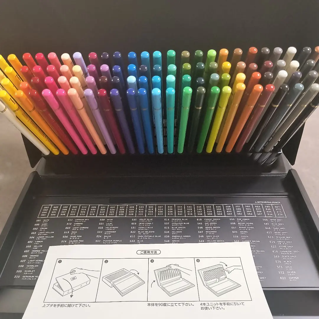 オリーブ様専用出品 未使用 三菱鉛筆 100色 ユニカラー 箱付き Uni