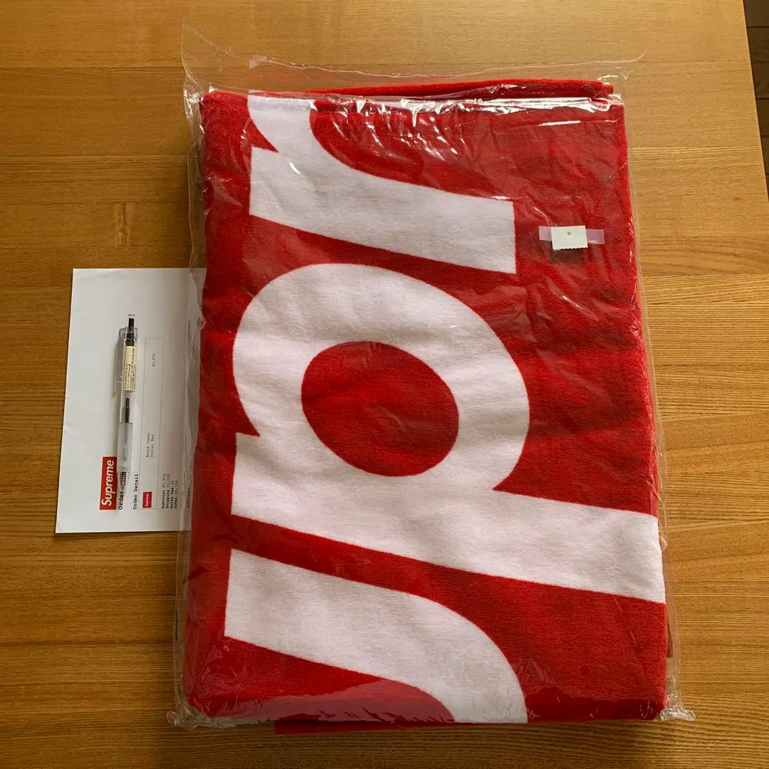 2026年最新】supreme ビーチタオルの人気アイテム - メルカリ