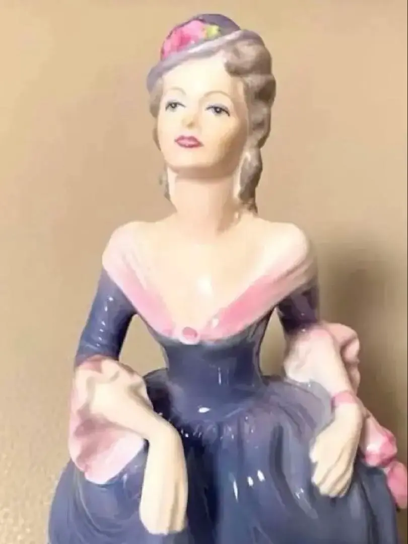 2026年最新】コールポート フィギュリンの人気アイテム - メルカリ