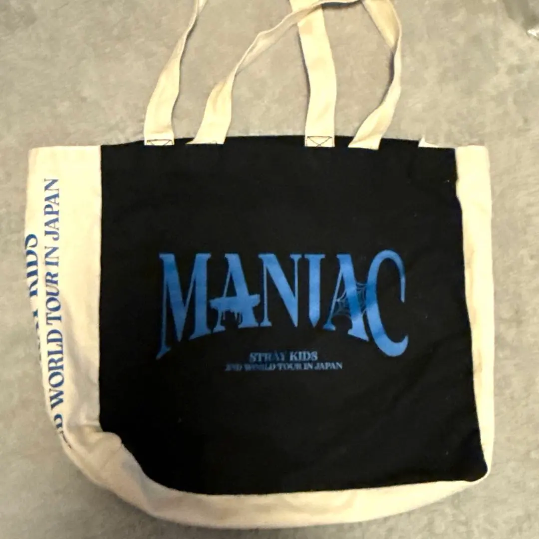 2026年最新】straykids maniac トートバッグの人気アイテム - メルカリ
