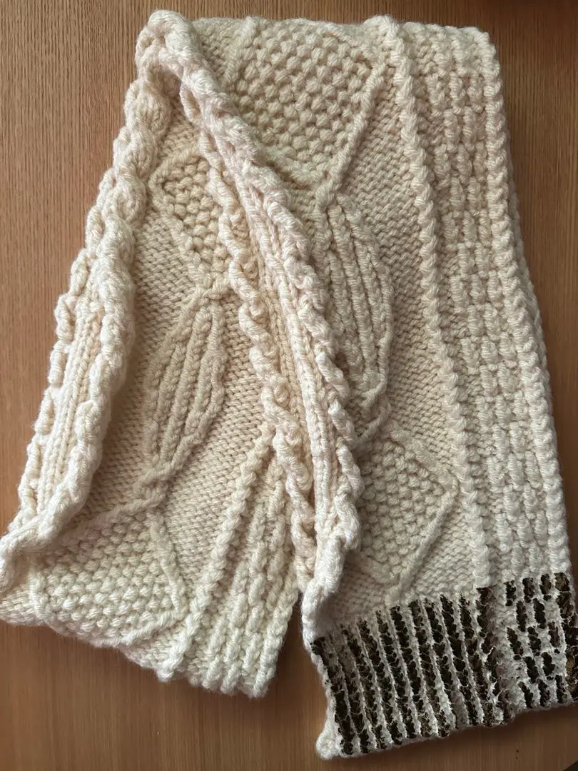 2026年最新】yuki fujisawa マフラーの人気アイテム - メルカリ