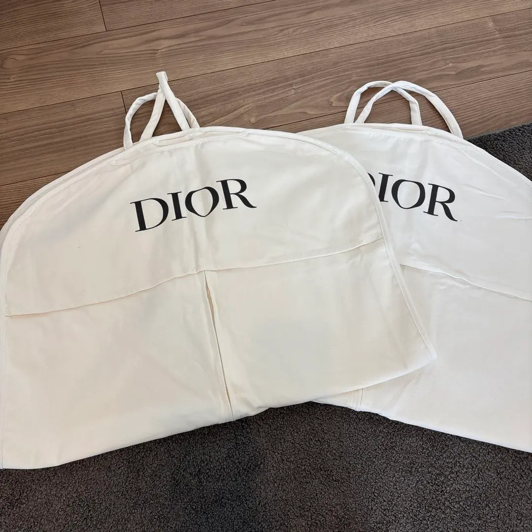 2026年最新】Christian Dior ガーメントバッグの人気アイテム - メルカリ