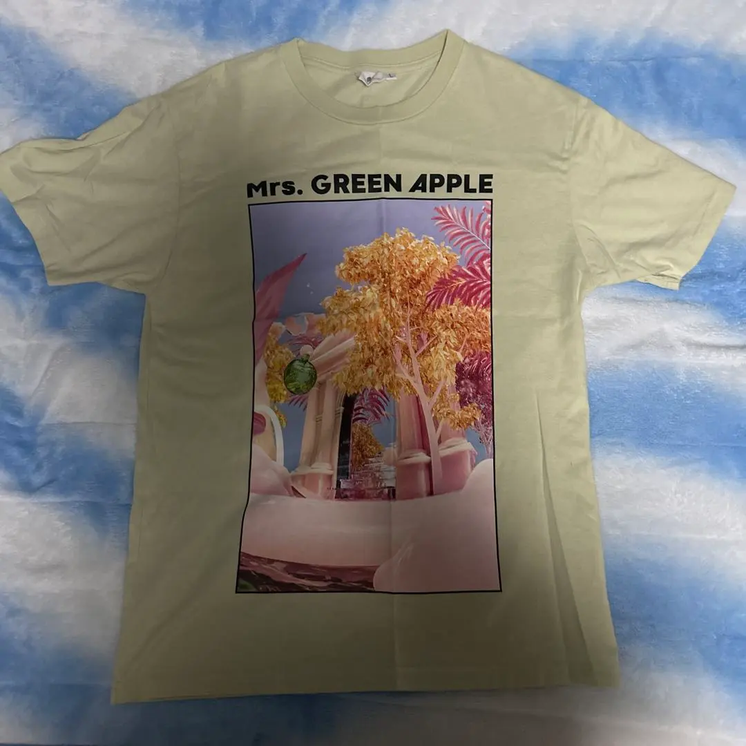 2026年最新】mrs.green apple tシャツ utopiaの人気アイテム - メルカリ