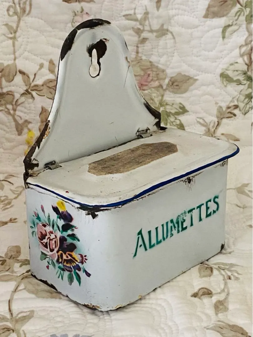 2026年最新】アリュメット缶の人気アイテム - メルカリ