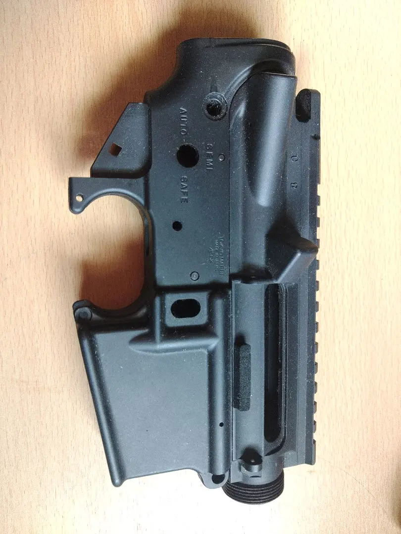 東京マルイ M4 MWS 社外ブッシュマスターレシーバー 部品取り