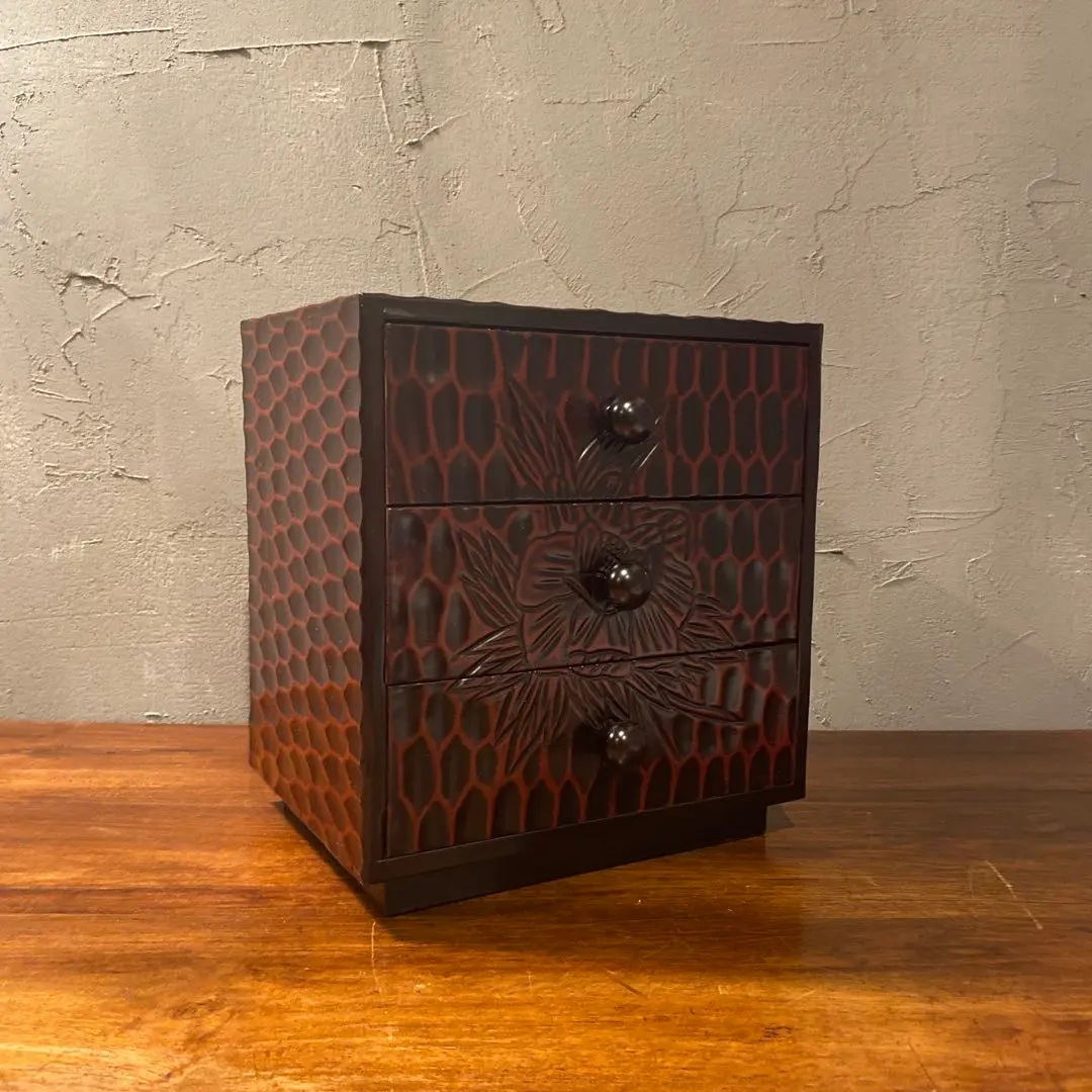 彫刻鎌倉彫木製タンス3竿セット（別売り相談可）