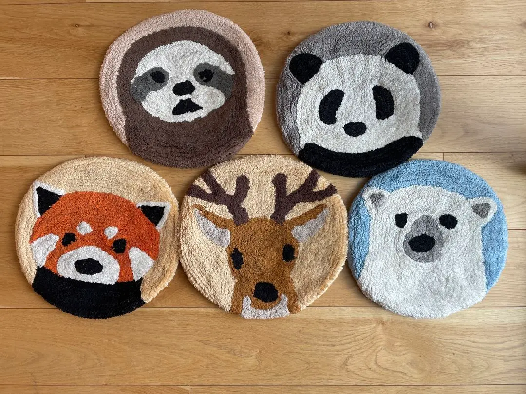 2026年最新】レッサーパンダ クッションの人気アイテム - メルカリ