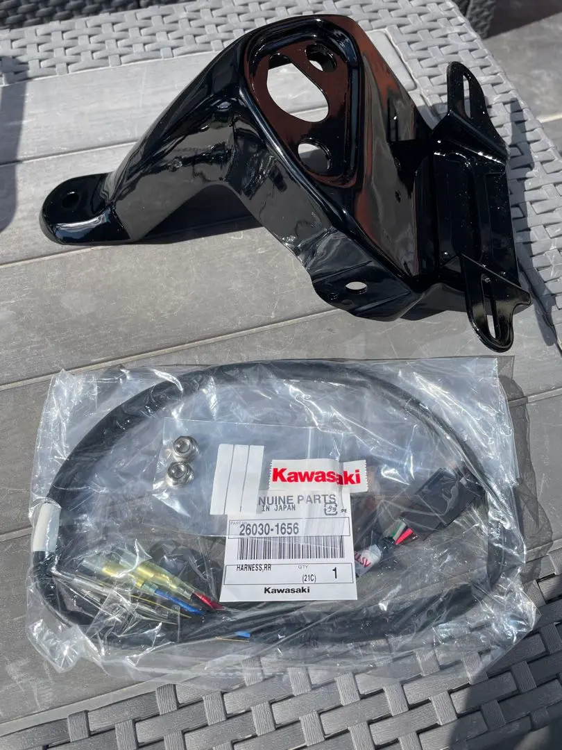 イナドメw650 W400 リアウィンカー移設テールランプブラケット