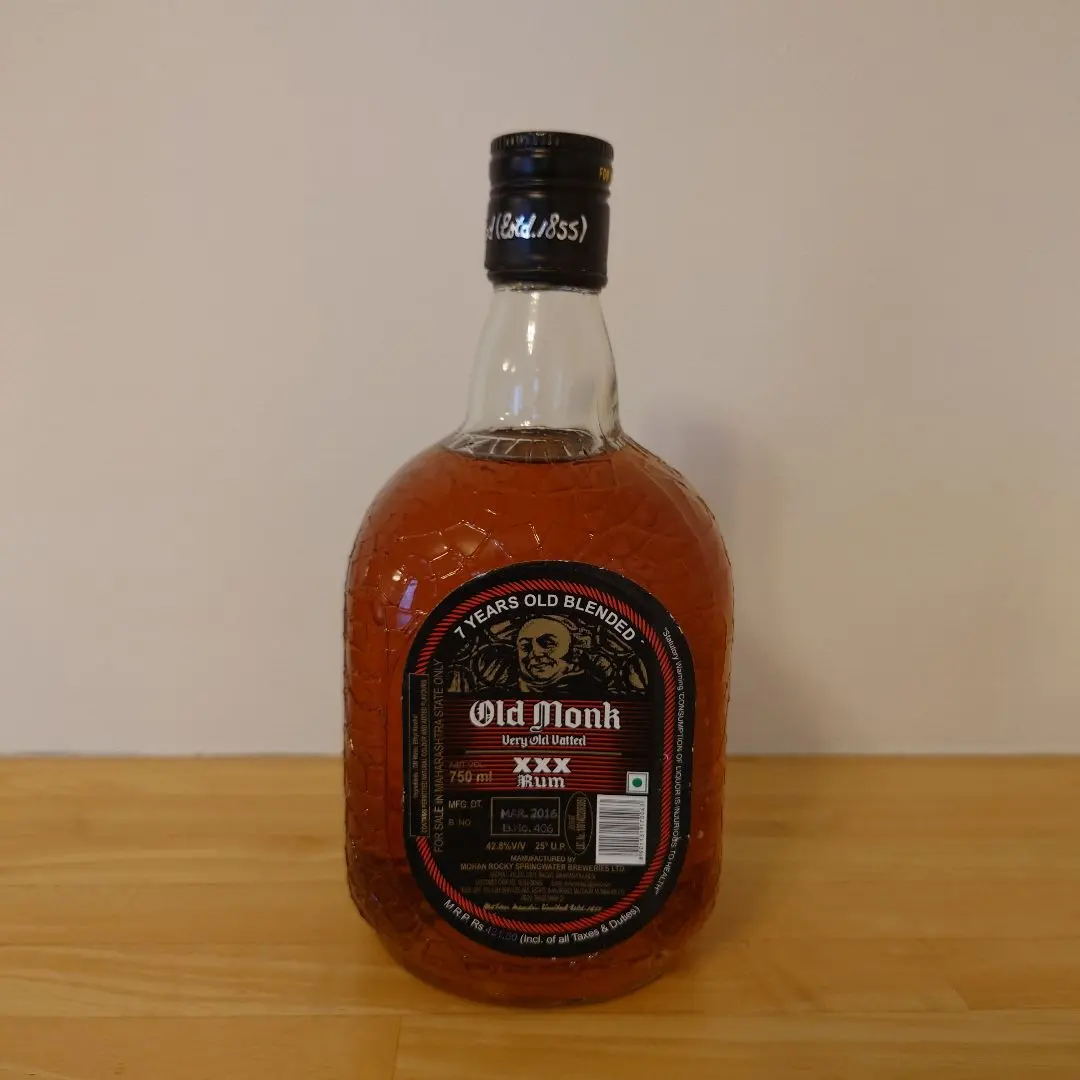値下げ】ラベル難ありで「オールドモンク」極上7年熟成ラム☆ 今だけ特価！