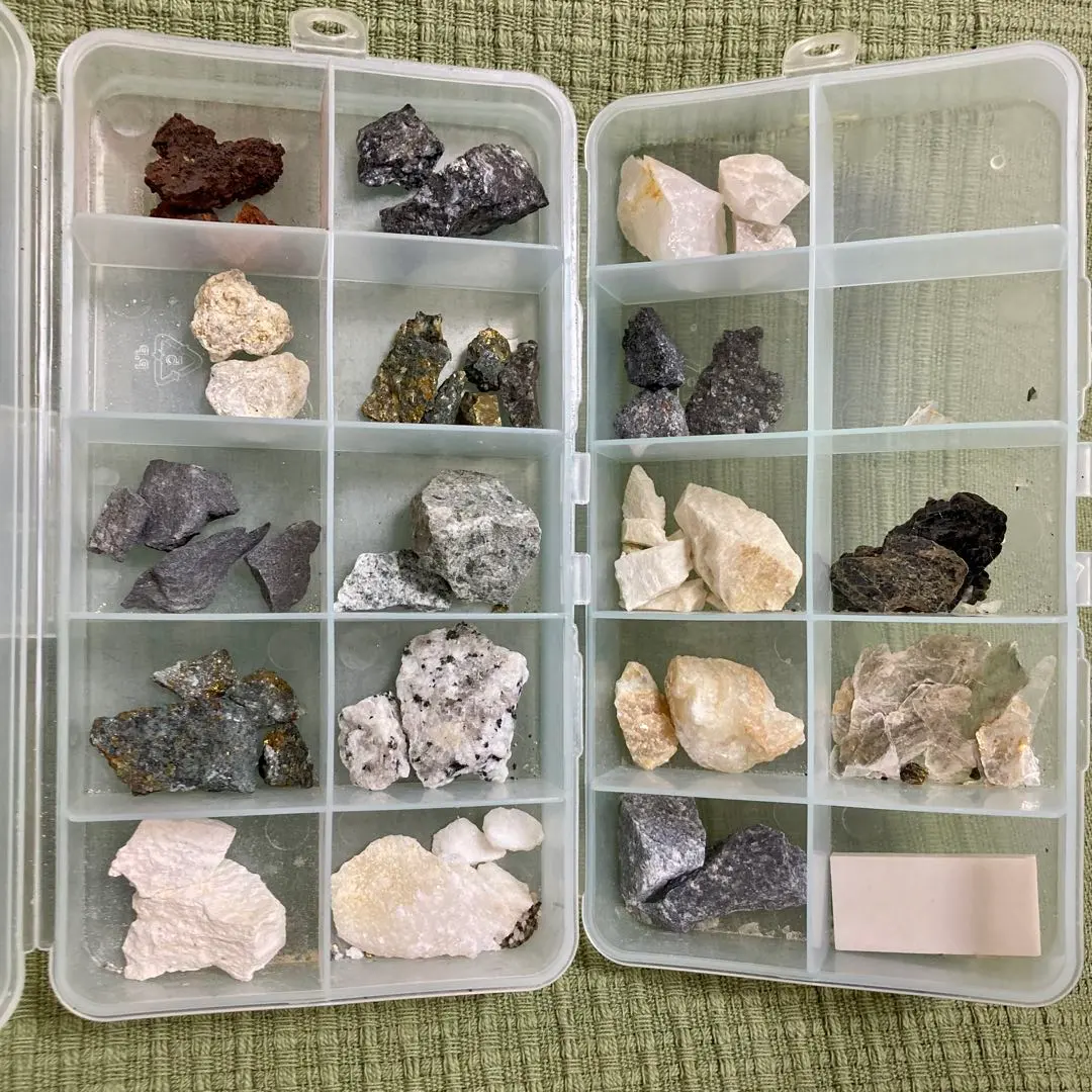 希少原石 結晶片岩 シスト 庭石 ロックガーデン ガーデニング 宝石物質