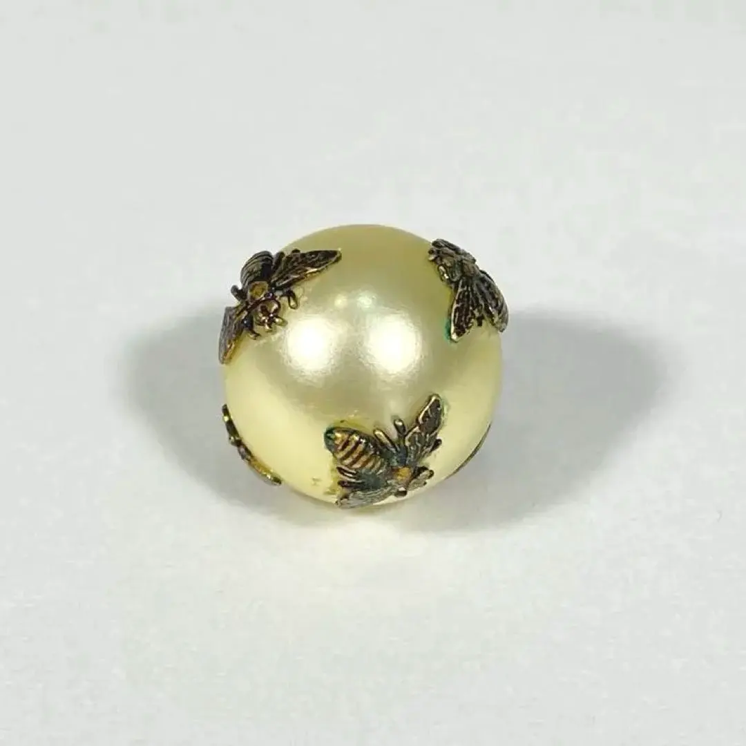 クリスチャンディオール 蜂モチーフ ブローチ ゴールド ラインストーン