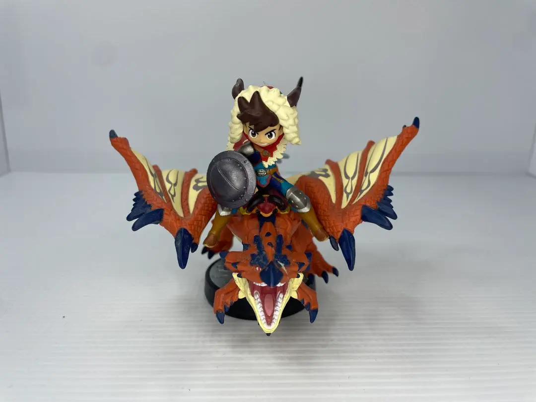 2026年最新】amiibo 隻眼のリオレウス&ライダー(女の子