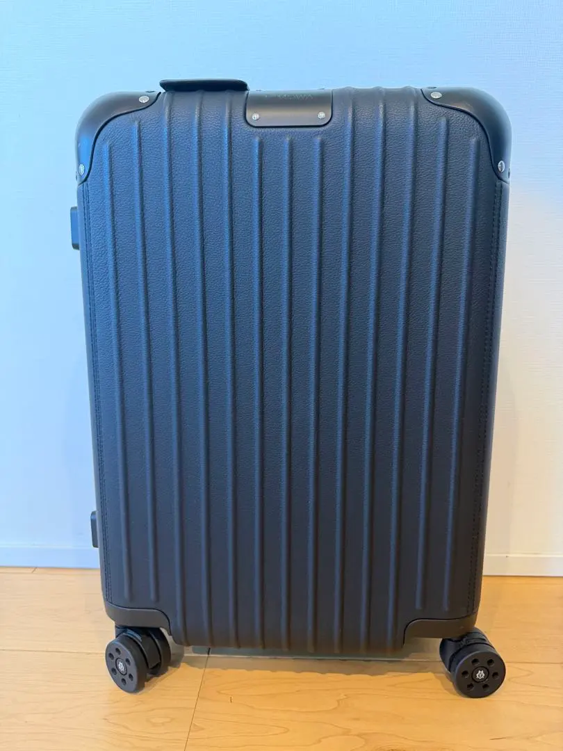 2026年最新】rimowa cabin plusの人気アイテム - メルカリ