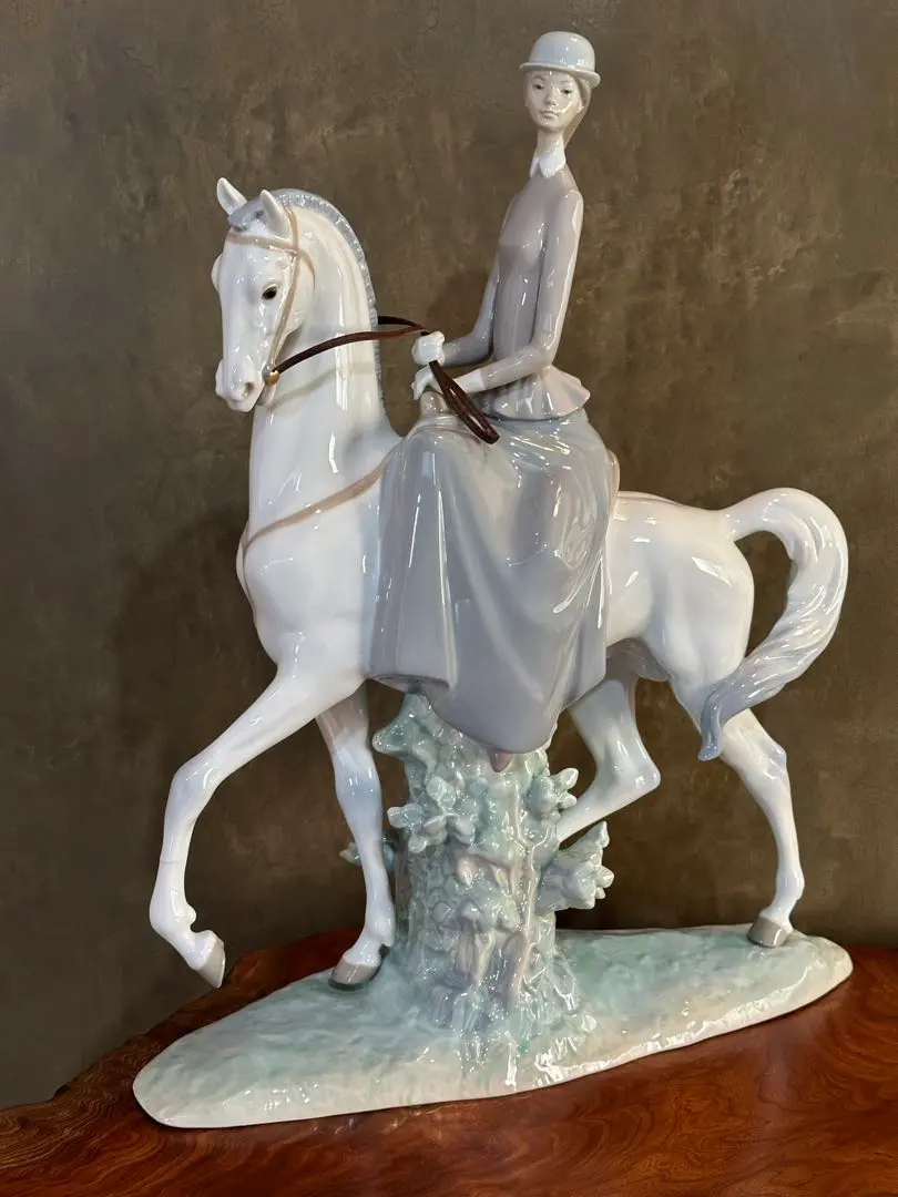 2026年最新】リヤドロ 馬の人気アイテム - メルカリ