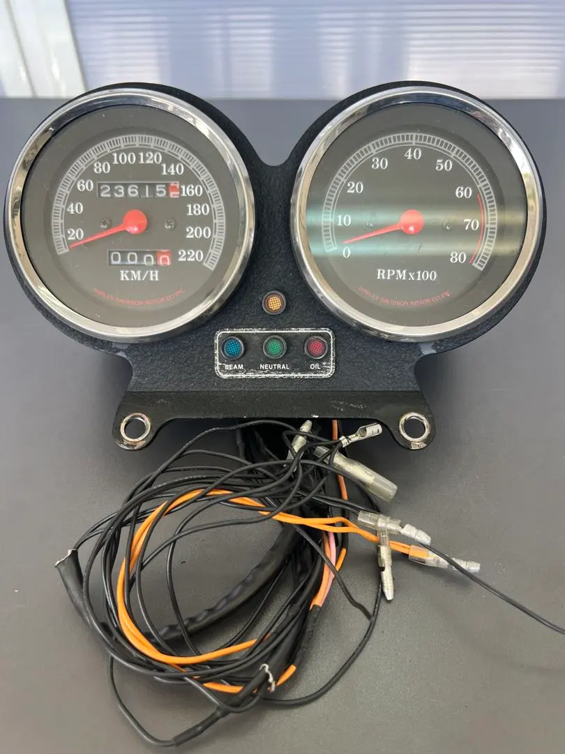FXRS タンク+メーターコンソール（タコメーター不動）
