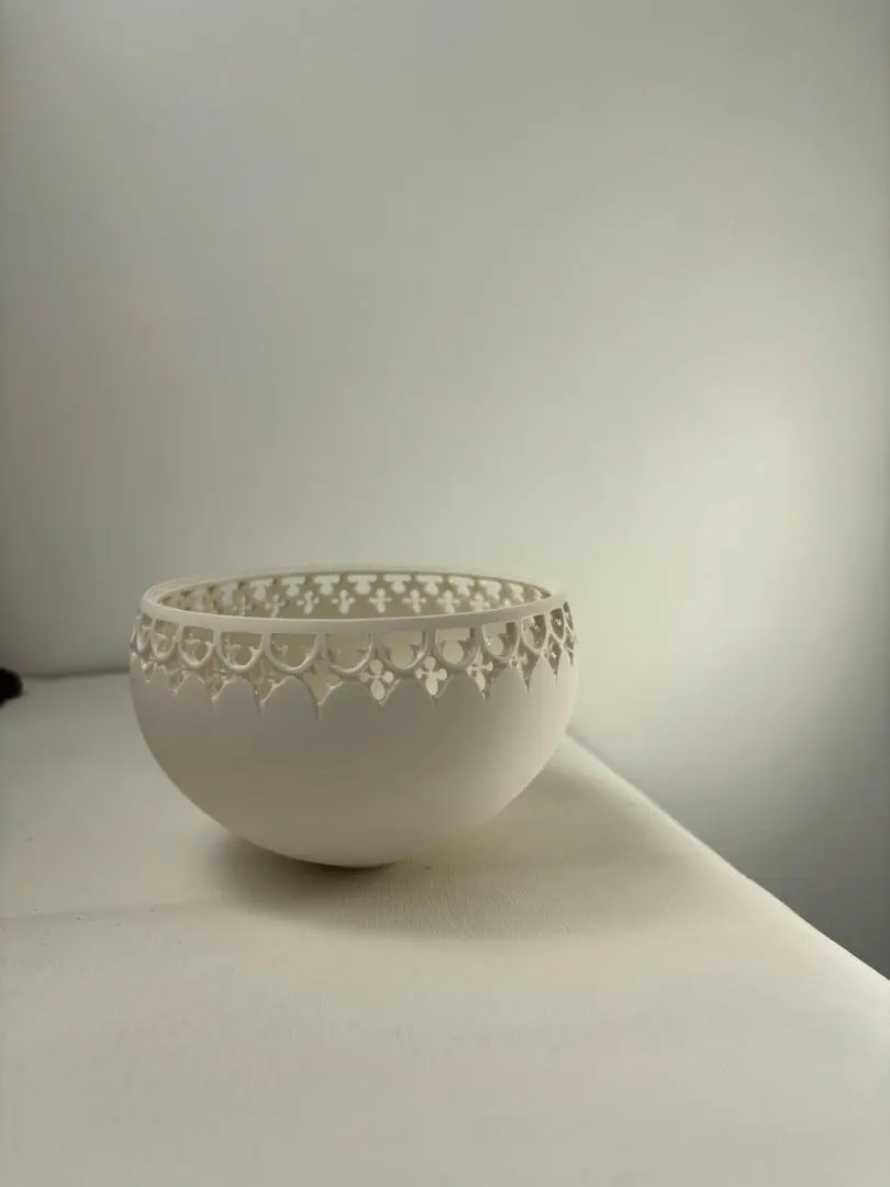 伊藤剛俊さん 透彫花器 伊藤剛俊 透彫飾皿 ギザギザ 約