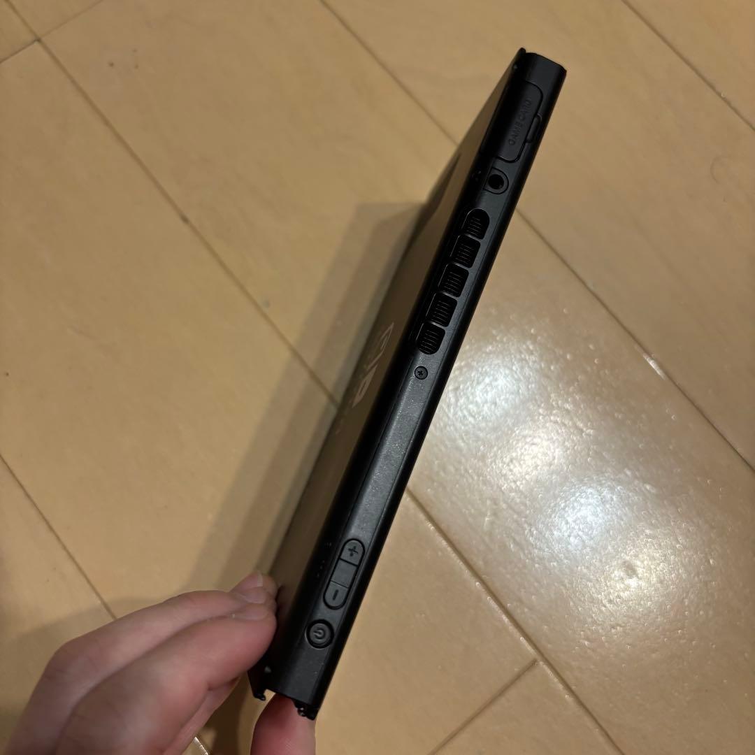 2020年製Nintendo Switch 本体【訳あり、説明欄見てください】