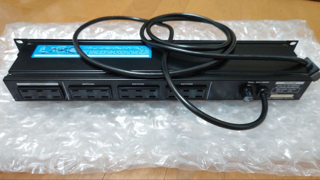 TASCAM AV-P25R MKII AC POWER DISTRIBUTOR