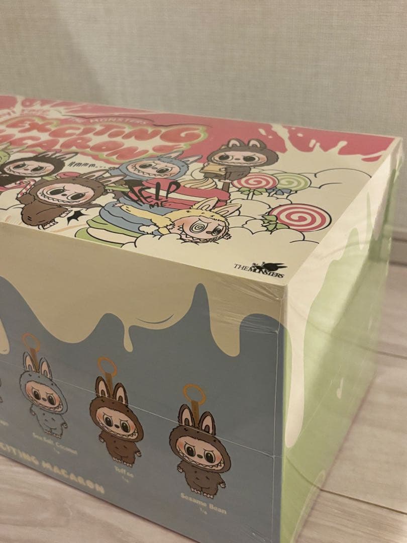 新品未使用　LABUBU ラブブ　エキサイティングマカロン