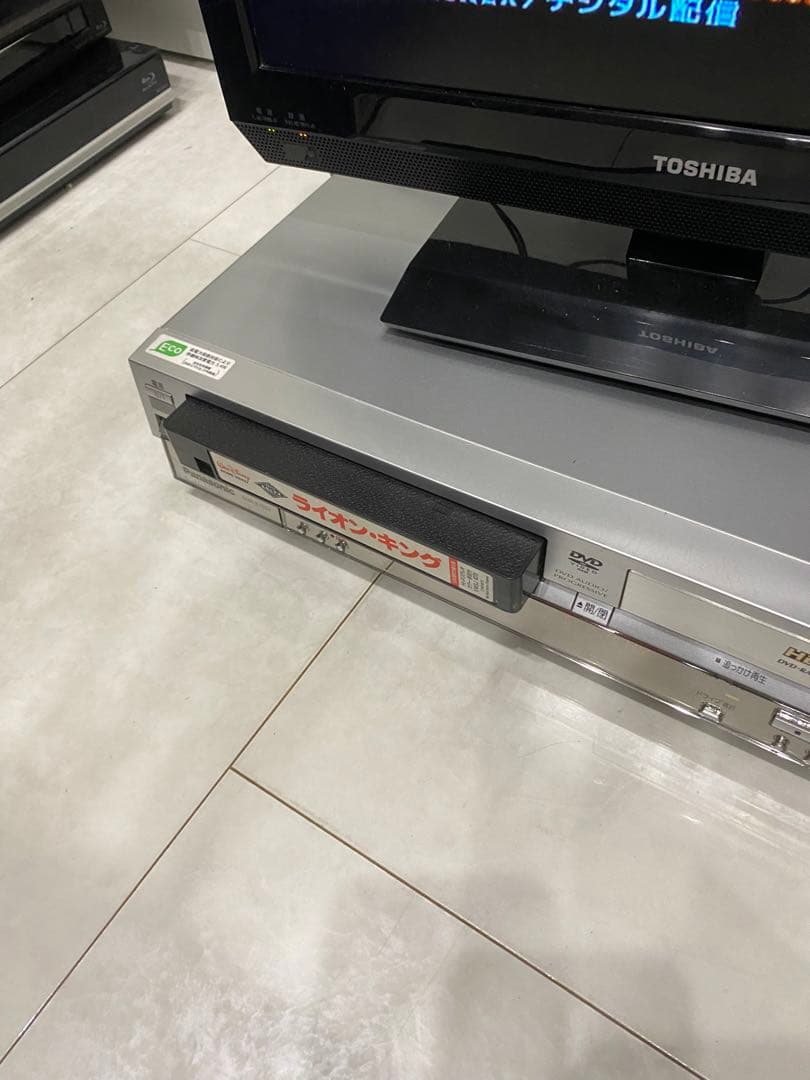 パナソニック VHS.DVDプレーヤー DMR-E150V