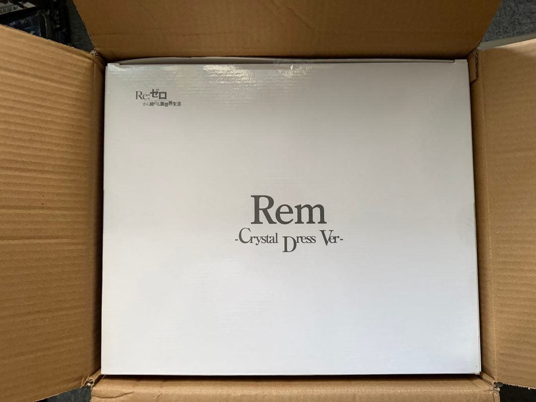 【新品未開封】渋スク レム Crystal Dress Ver　フィギュア