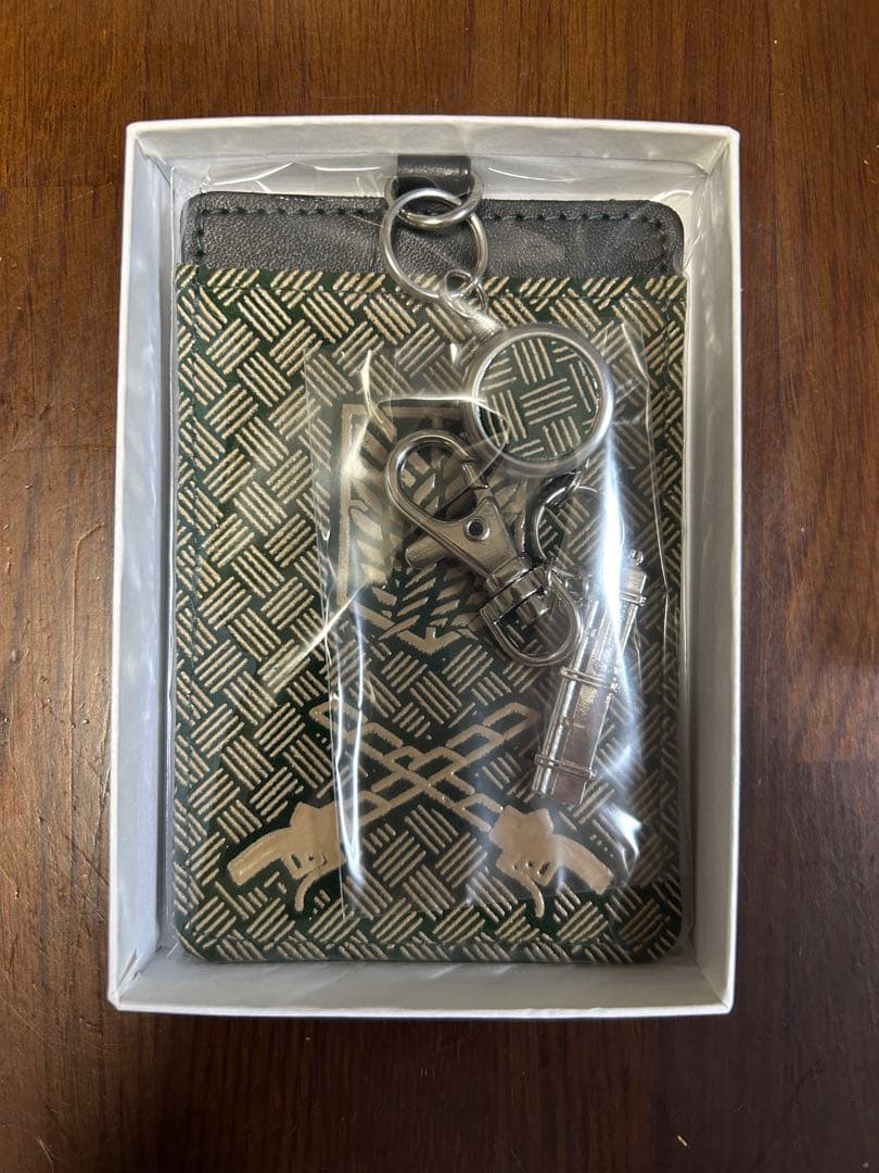 進撃の巨人　甲州 印伝パスケース