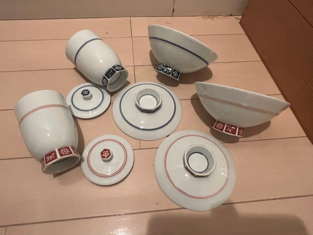 有田焼 寿峰　蓋付き湯呑　蓋付きお茶碗