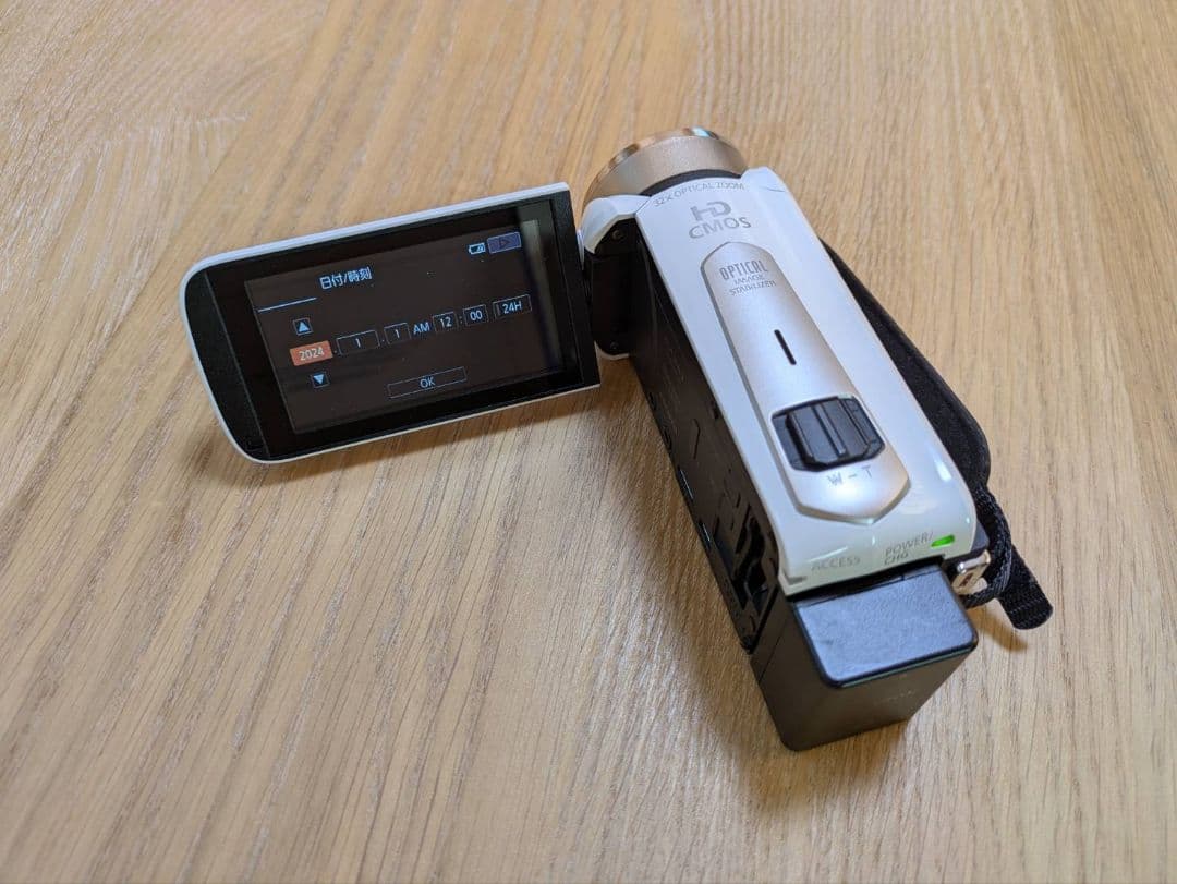 Canon HDビデオカメラ iVIS HF R52CANON iVIS HF R52 [ホワイト] 価格