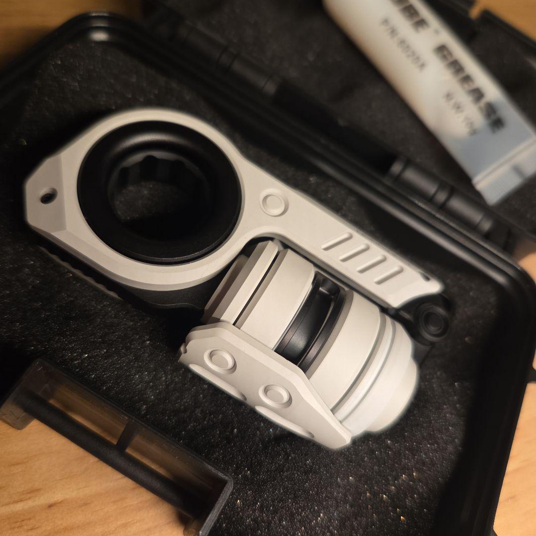 GoBiggeR Sinian Aluminum フィジェットトイ