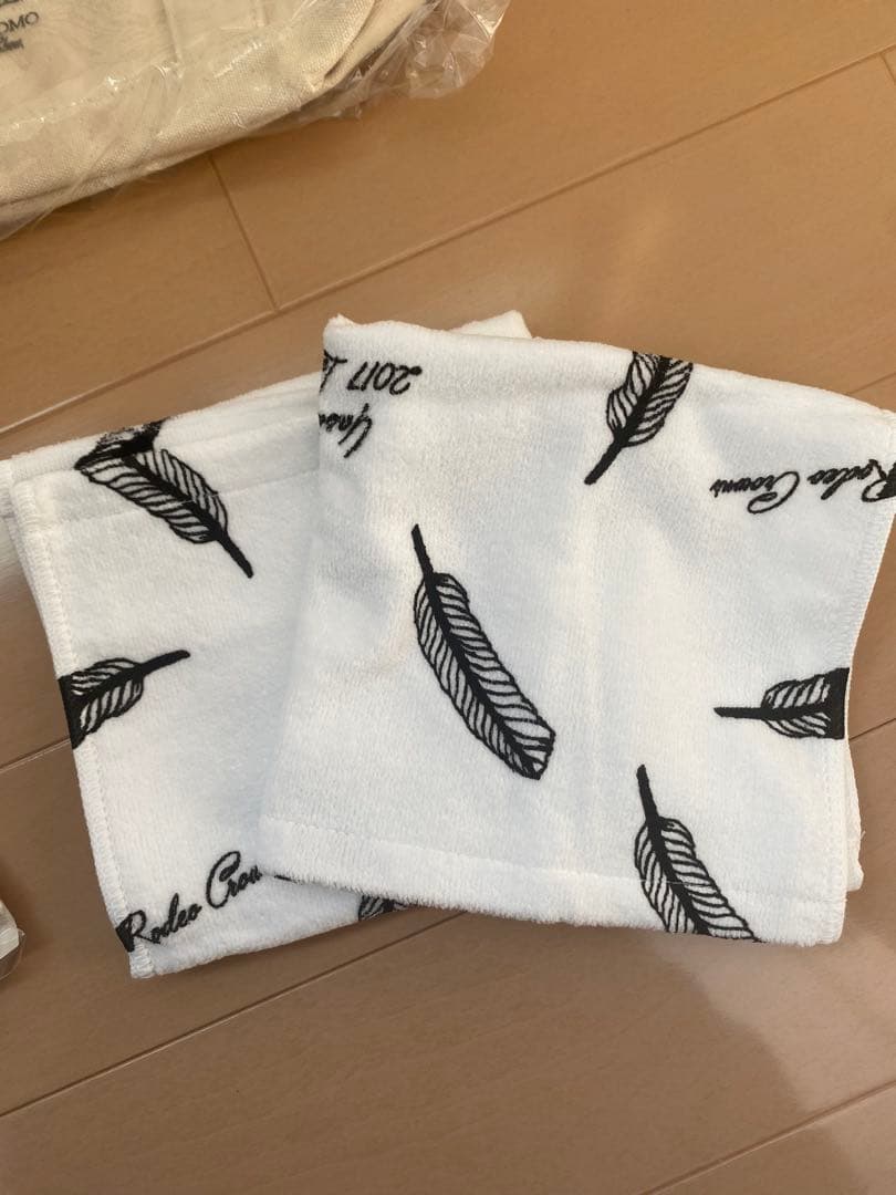 やすとも　RODEO CROWNS コラボグッズ　ロデオ　海原やすよともこ