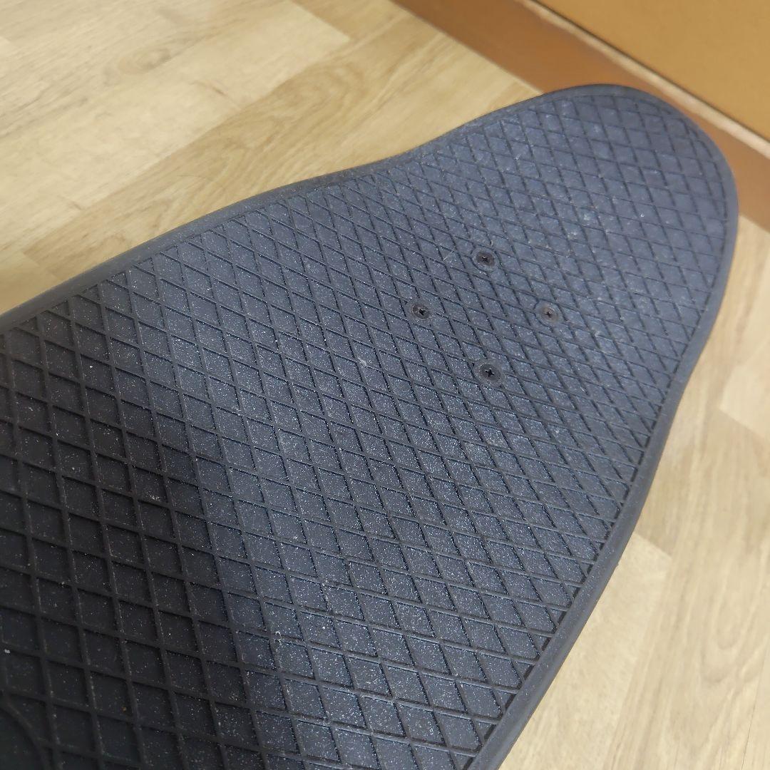 【現状最安値】Penny 32インチ BLACKOUT